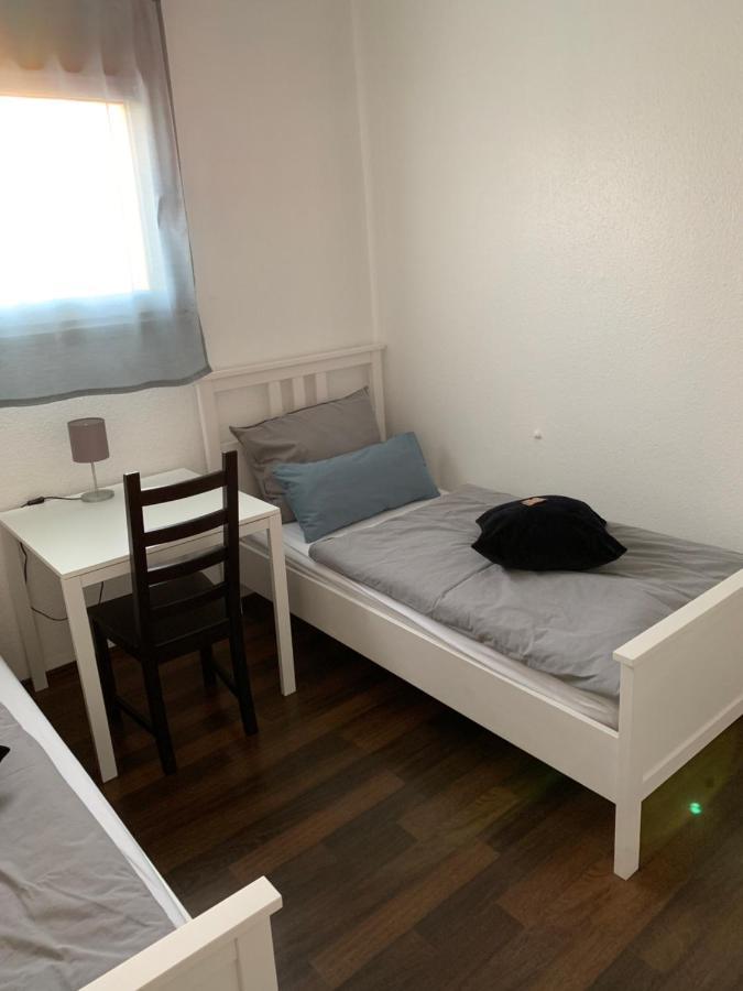 Bed and Breakfast Zum Armen Mann Дюссельдорф Экстерьер фото